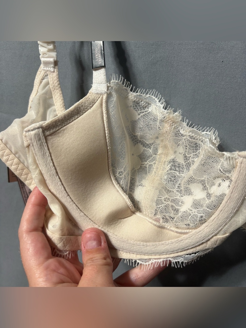 Victoria’s Secret Dream Angels Push-Up Unlined w/o Padding Bra in Coconut White - Picture 14 of 14